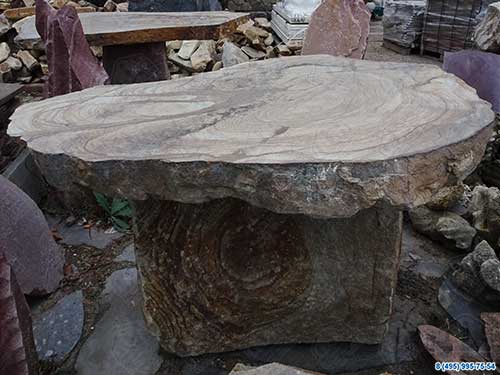 Стол из натурального камня