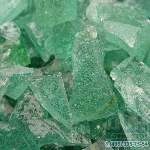 Стеклянная крошка зеленая с пузырьками фр. 20-40 мм