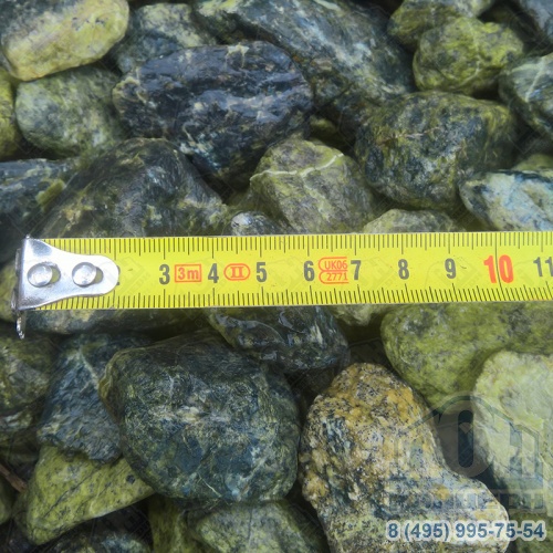 Крошка каменная змеевик салатовый галтованный 20-40 мм