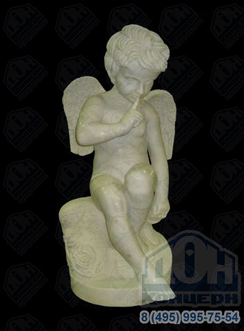 Скульптура из мрамора «Грозящий Амур»
